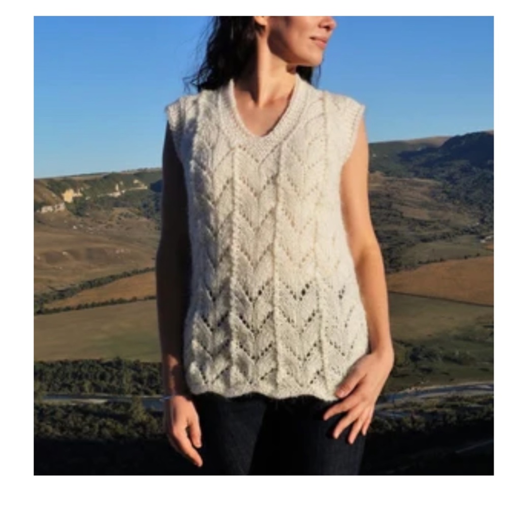 ORGANIC MOHAIR SWEATER VEST
